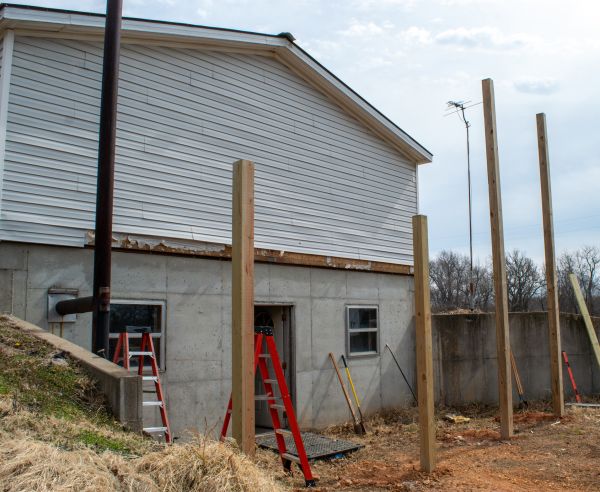 Foundation Raising in Laurel